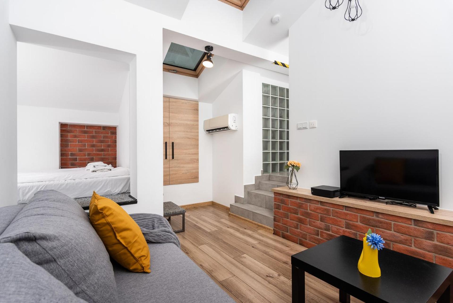 Apartment Blossom - Old Town - By Upstairs Krakow