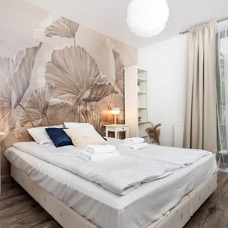 Blossom - Old Town Residence - By Upstairs Krakow Exterior photo