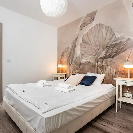 Blossom - Old Town Residence - By Upstairs Krakow Exterior photo