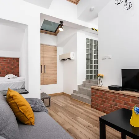 Blossom - Old Town Residence - By Upstairs Krakow Exterior photo
